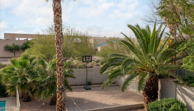 Building Photo - 11264 N 128th Pl