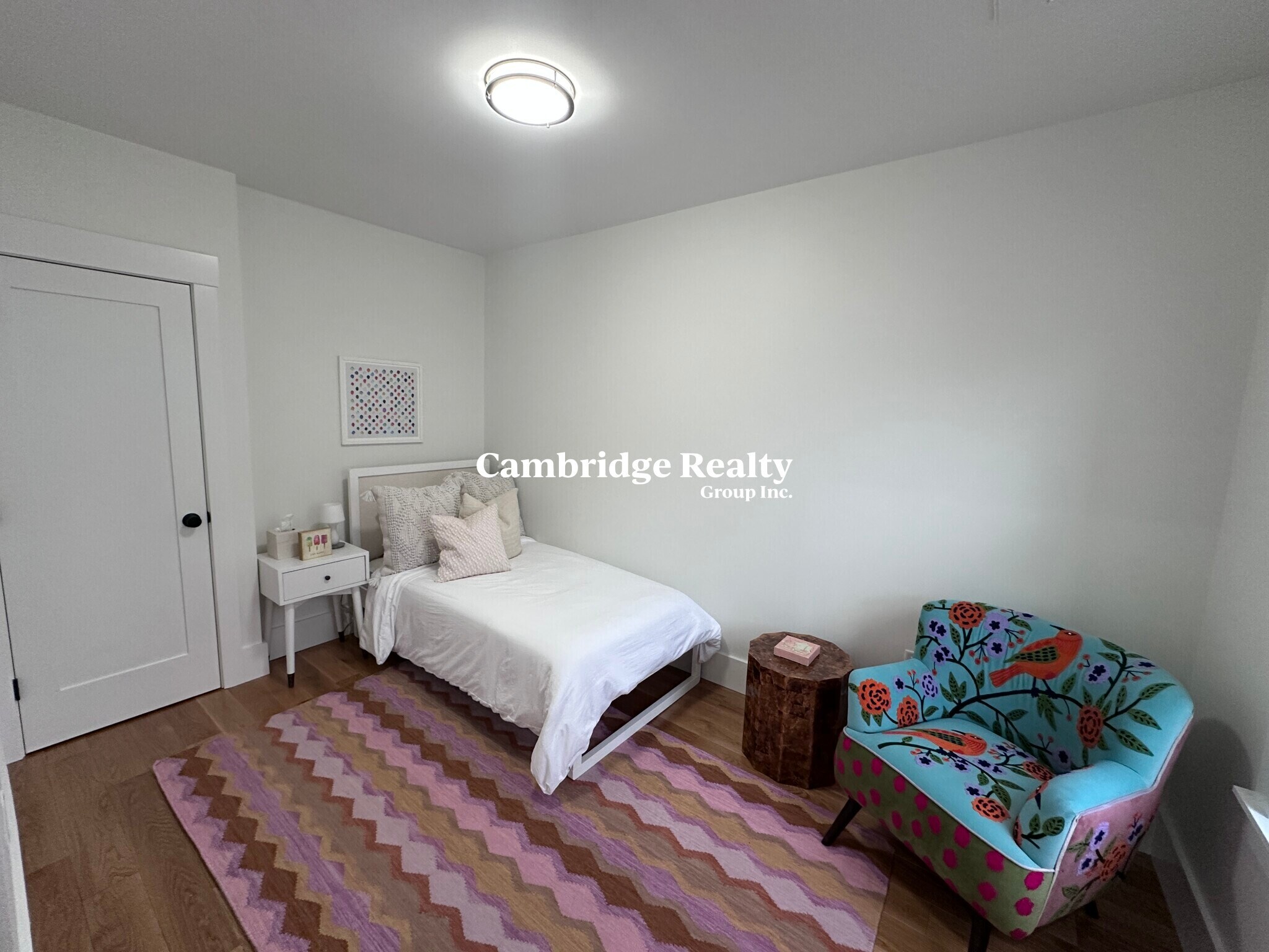 Building Photo - 401 Columbia St