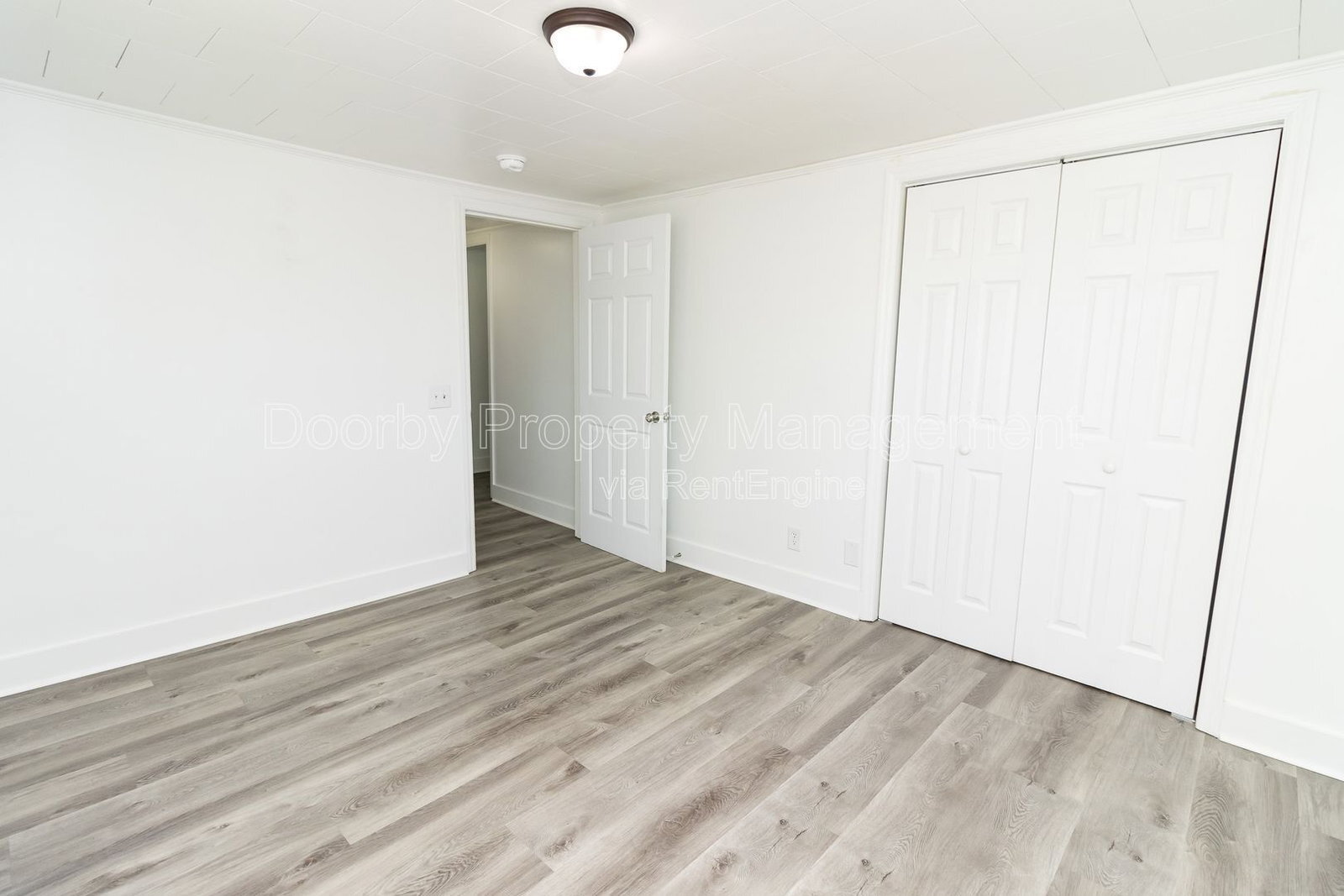 Building Photo - 108 Suggs St