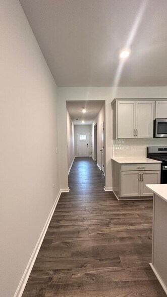 Building Photo - 203 Pisgah St