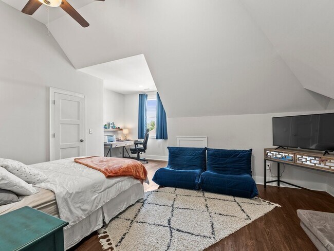 Building Photo - 71 Windjammer Ct
