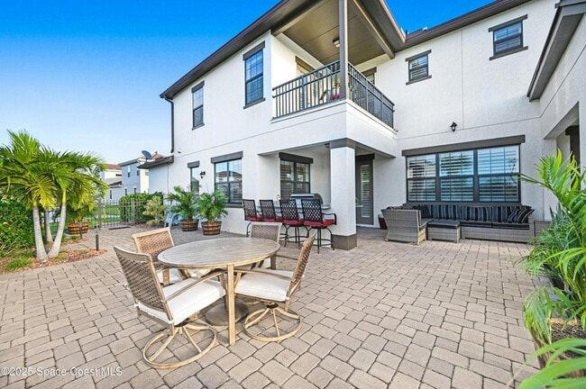 Building Photo - 7103 Vista Hermosa Dr