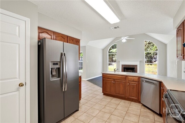 Building Photo - 387 Shady Hill Cir