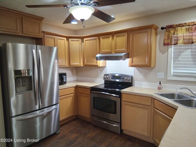 Building Photo - 10143 Spring Gate Dr