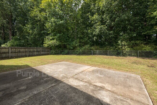 Building Photo - 304 Meadow Point