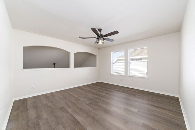 Building Photo - 1190 Stallion Ridge