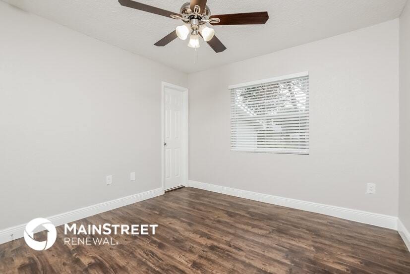 Building Photo - 5709 Ridgeway Dr