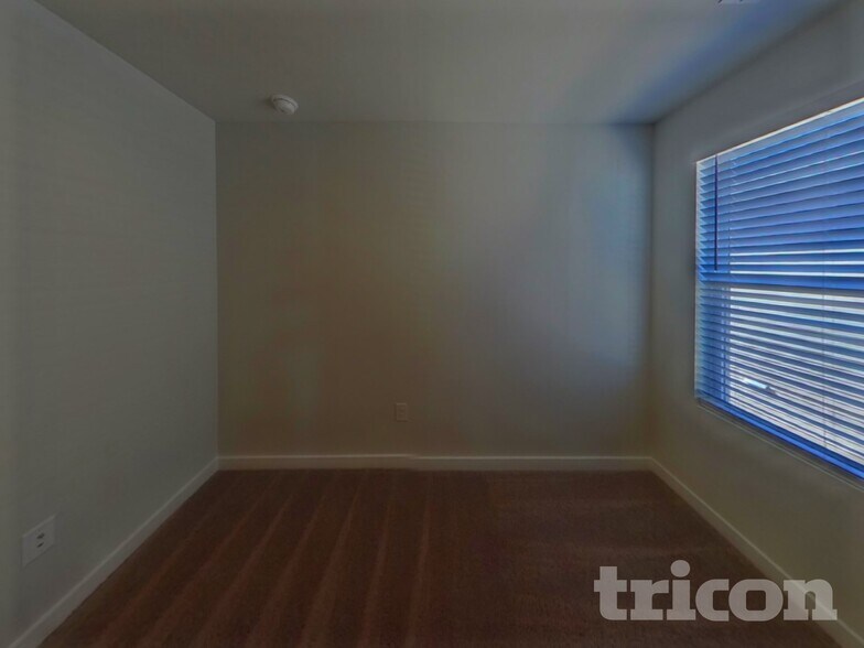 Building Photo - 521 Mountain Vw Dr