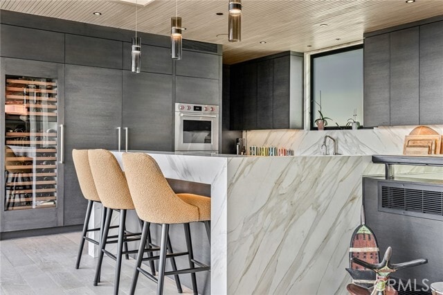 Building Photo - 405 26th St