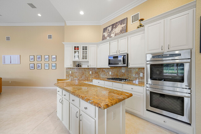 Building Photo - 21798 Marigot Dr