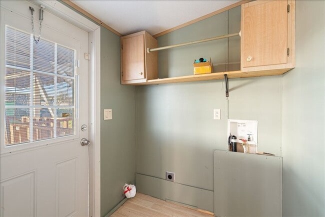 Building Photo - 12309 Mustang Mesa Dr