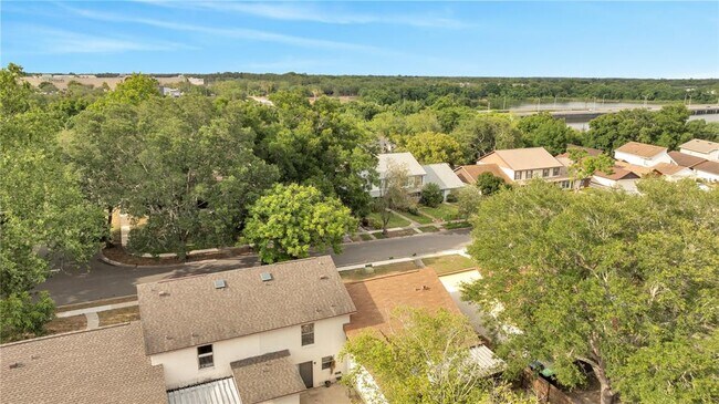 Building Photo - 9426 Lake Lotta Cir