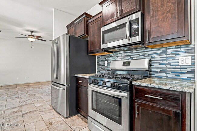 Building Photo - 1089 Indigo Sky St