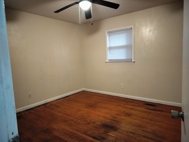 Building Photo - Simply Convenient