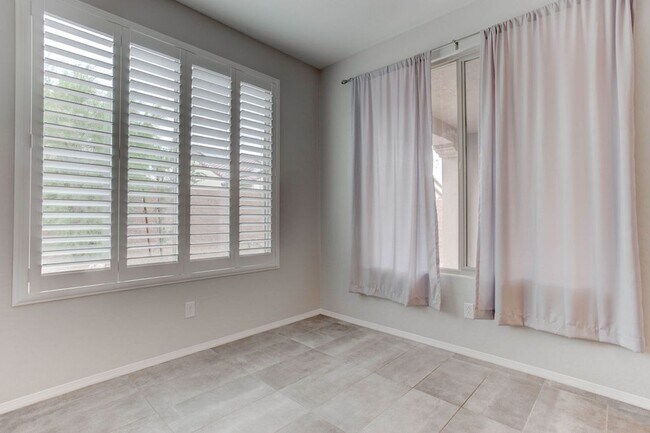 Building Photo - 5641 Sagamore Canyon St