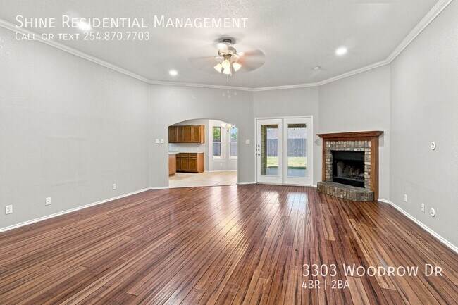 Building Photo - 3303 Woodrow Dr