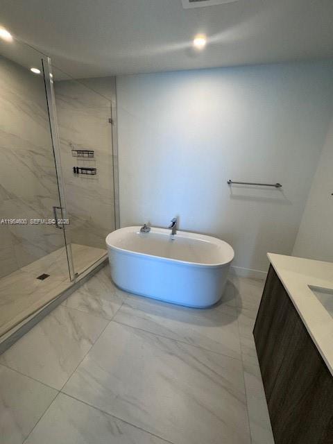 Building Photo - 17550 Collins Ave