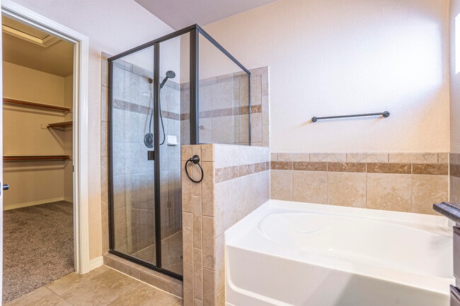 Building Photo - 7508 Wolf Creek Dr