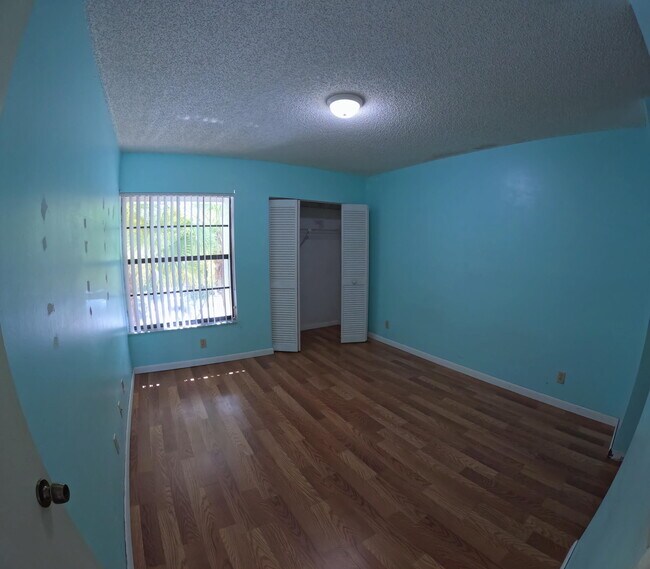Building Photo - 7473 Champagne Pl