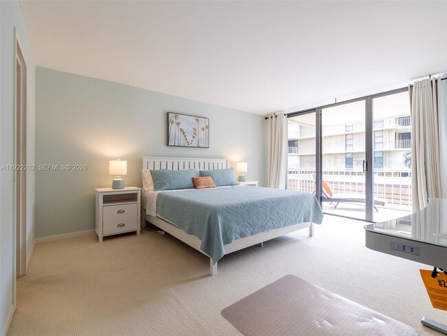 Building Photo - 3200 S Ocean Blvd