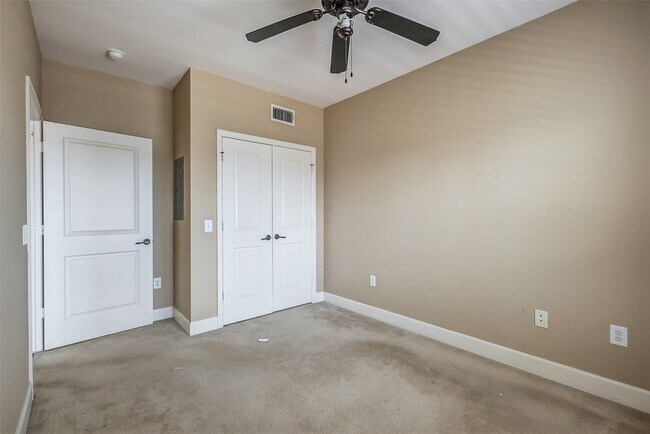 Building Photo - 2203 Dorrington St