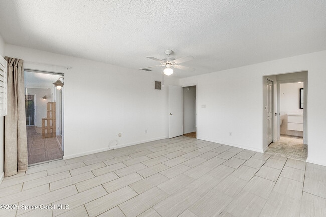 Building Photo - 443 Port Royal Blvd