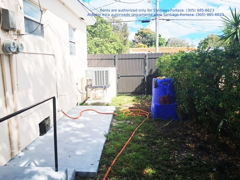 Building Photo - 60 NW 46th Ave