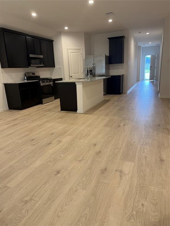 Building Photo - 1426 Windom Court Way