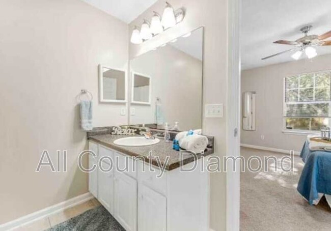 Building Photo - 11721 Sand Castle Ln