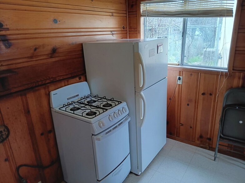 Building Photo - Southshore