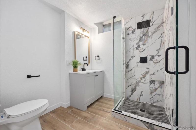 Building Photo - 6050 E Alameda Ave