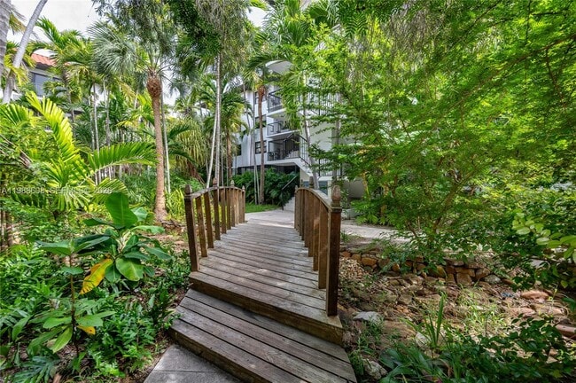 Building Photo - 55 Ocean Ln Dr