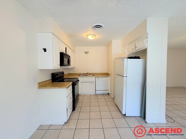 Building Photo - 3817 K St