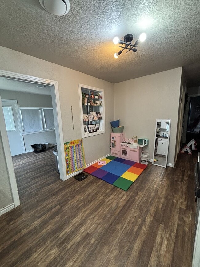 Building Photo - Updated 3-bedroom house with HUGE YARD!!