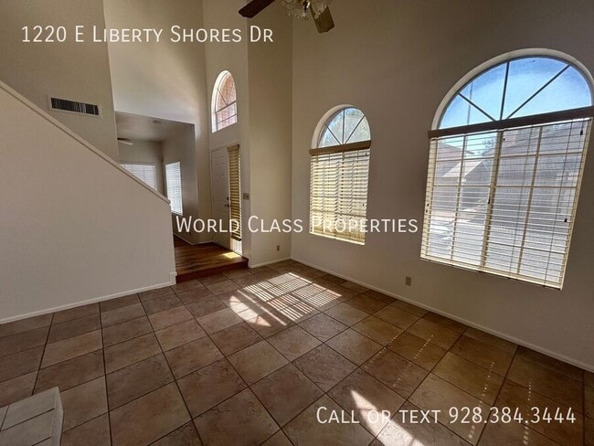 Building Photo - 1220 E Liberty Shores Dr