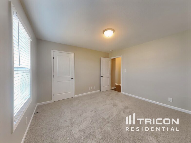 Building Photo - 1517 Reasons Drive