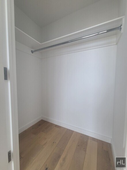 Building Photo - NORTHERN BOULEVARD