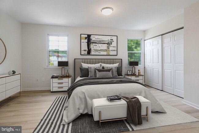 Building Photo - 1132 James Madison Cir