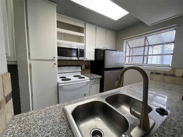 Building Photo - 602 Bellaire Dr