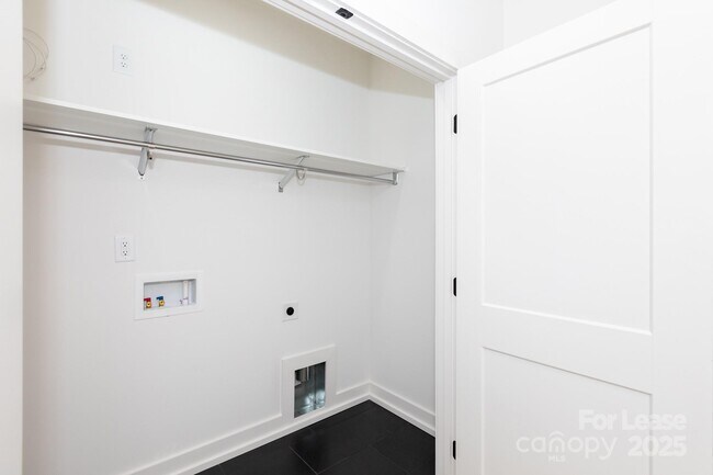 Building Photo - 505 Bowman Rd