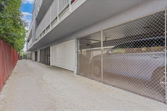 Building Photo - 1755 Sherman Pl