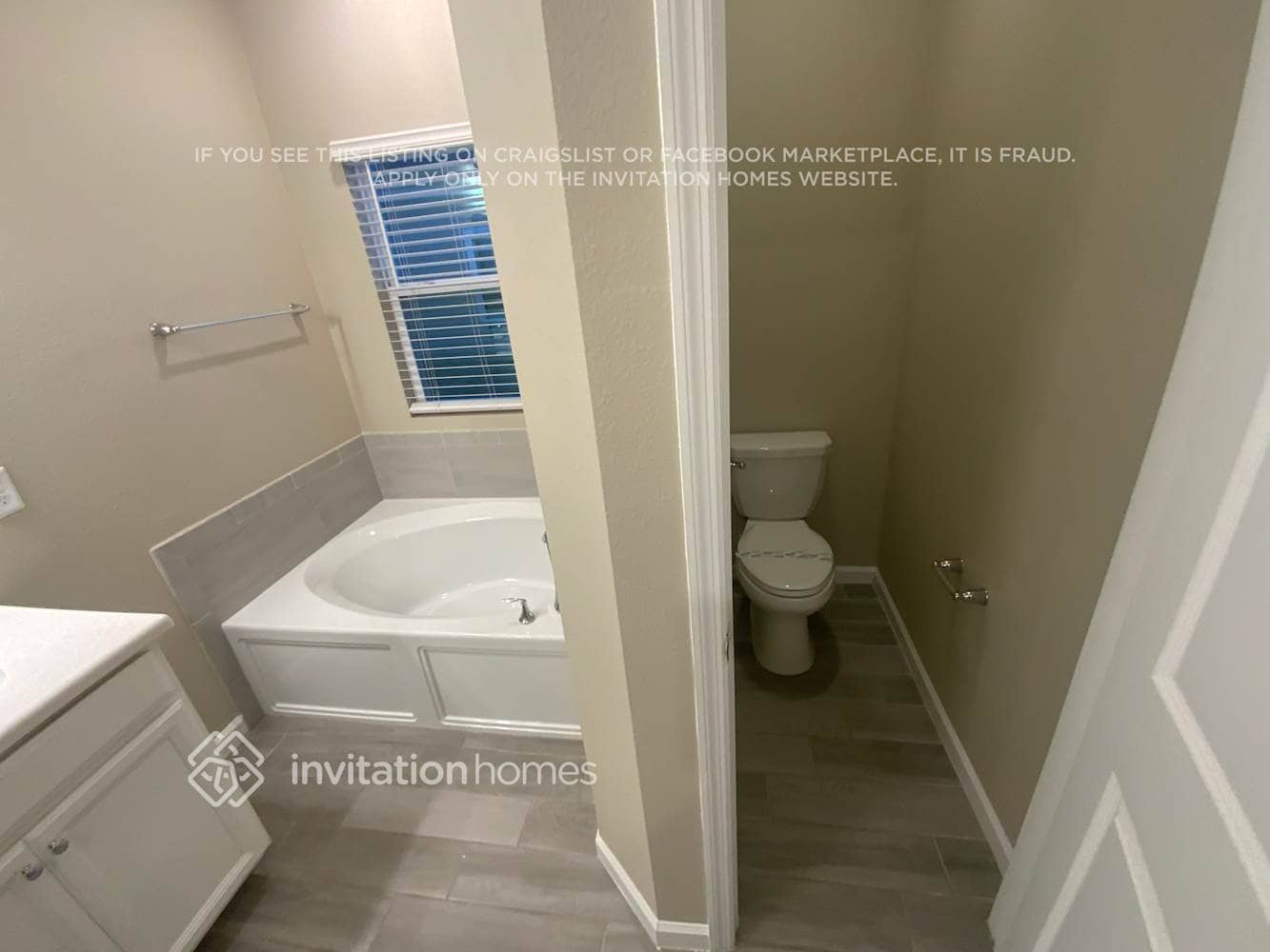 Building Photo - 11370 Oyster Creek Rd