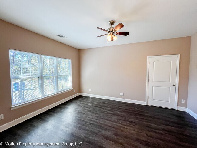 Building Photo - 6918 Northside Dr