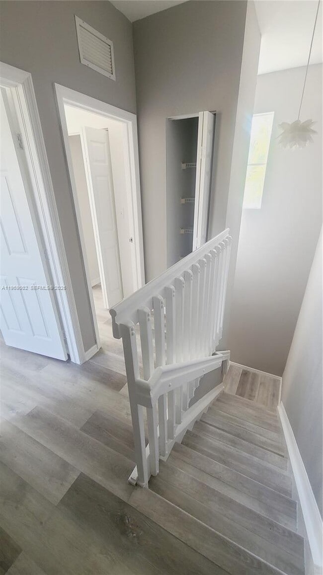 Building Photo - 741 SE 2nd St