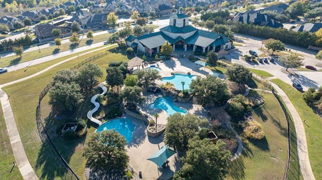 Building Photo - 765 Philmont Rd