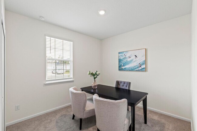 Building Photo - 85 Las Casitas Blvd