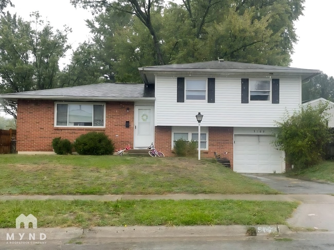 Building Photo - 5168 Parkline Dr