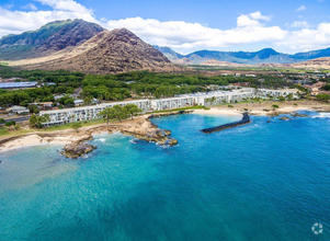 Building Photo - Makaha Surfside Studio