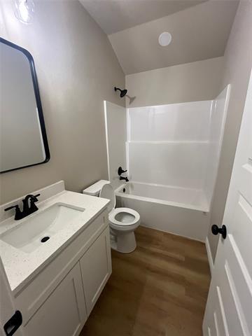 Building Photo - 172 Showdown Rd