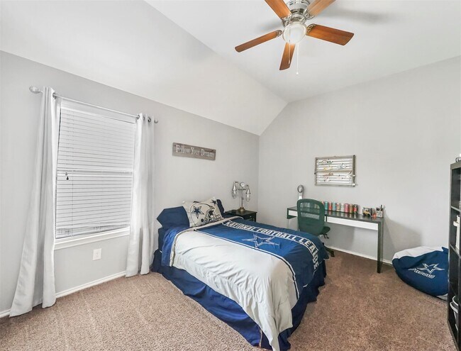 Building Photo - 26635 Becker Pines Ln